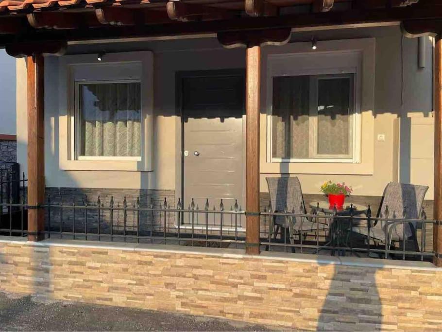 Modern House In Stratoni Villa Luaran gambar